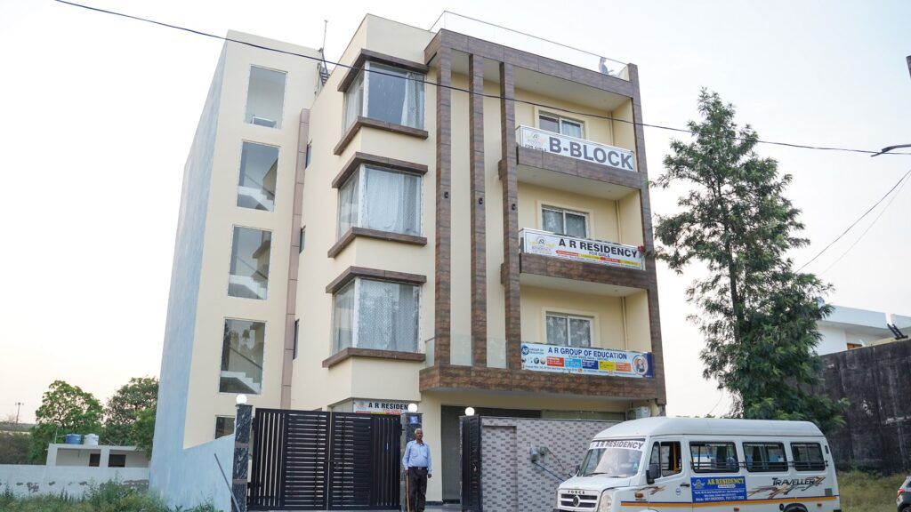 Hostel in Greater Noida for students